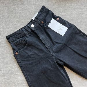 NWT Zara High Waisted Wide Leg Ripped Jeans, in Black, Size 32/0
